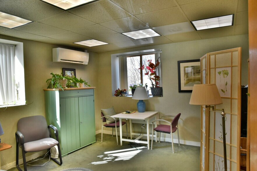 More Photos Of 336 Baker Ave, Concord Loft Creative Space For Lease