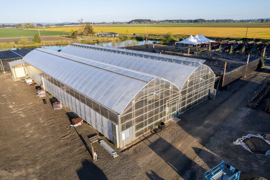 More Photos Of 1355 N Barlow St, Cornelius Winery Vineyard For Sale