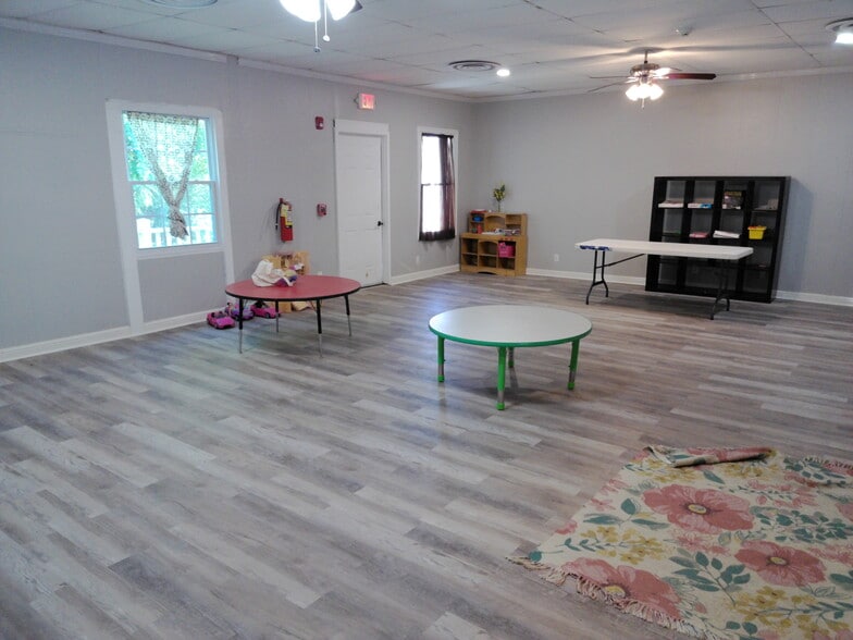 More Photos Of 152 Longview Rd, Fayetteville Schools For Sale