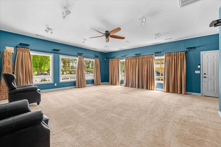 More Photos Of 13715 E Nebraska Ave, Kingsburg Land For Sale