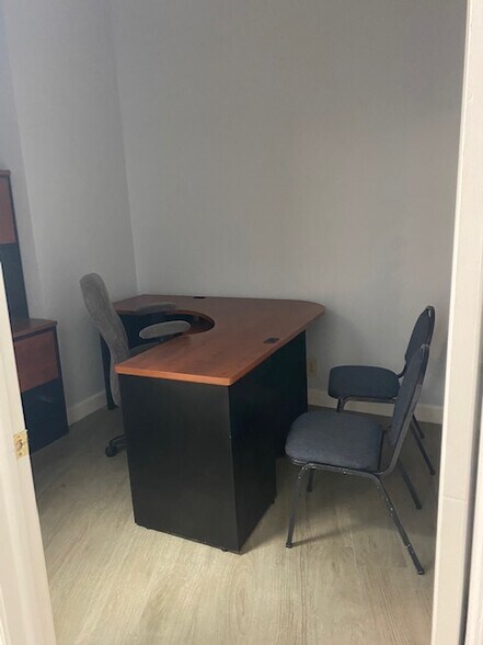 More Photos Of 3800 S Ocean Dr, Hollywood Office For Sale