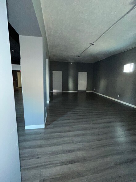 More Photos Of 1140 Mercer Ave, Akron General Retail For Sale