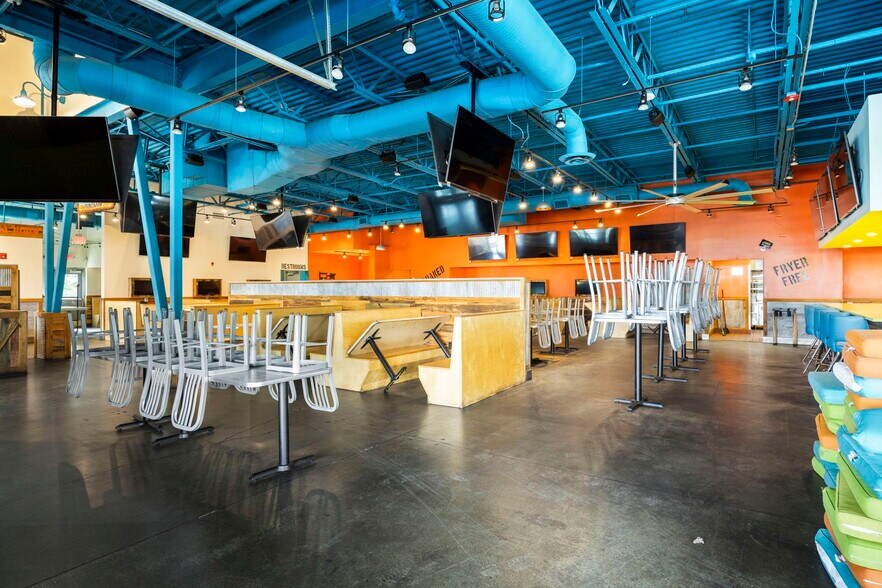 More Photos Of 350 University Blvd, Harrisonburg Freestanding For Sale