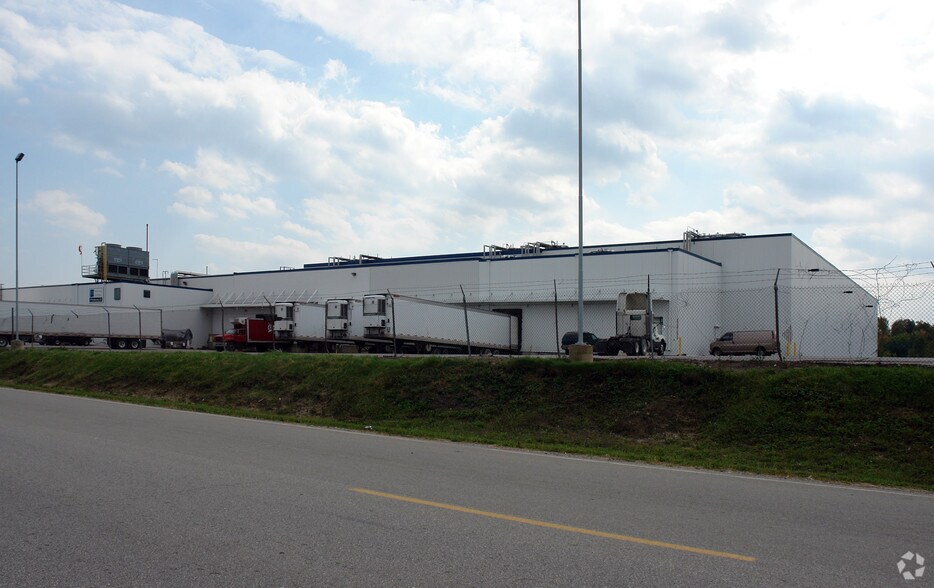 More Photos Of 7235 Vicksburg Pike, Fort Wayne Warehouse For Lease
