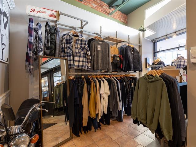 More Photos Of 91 Rue Sainte-Anne, Montréal Storefront Retail Residential For Sale