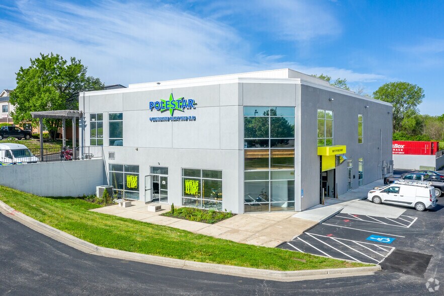 Primary Photo Of 7250 W Frontage Rd, Merriam Showroom For Lease