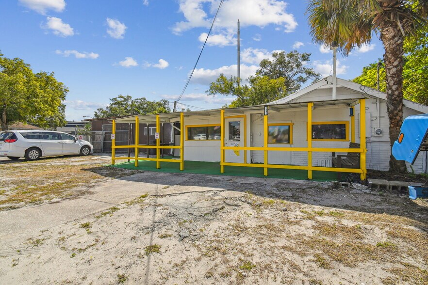 More Photos Of 6432 N Orange Blossom Trl, Orlando Auto Dealership For Sale