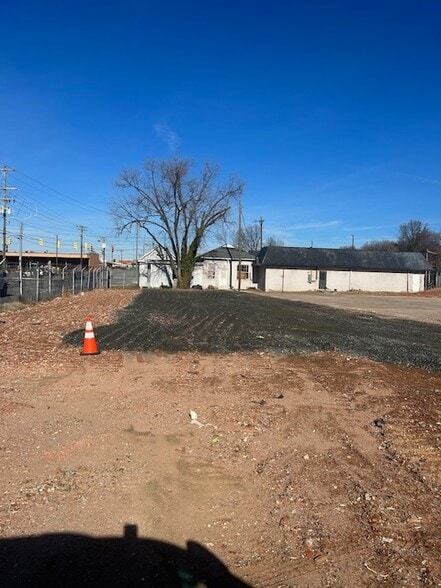 More Photos Of 103 E Harrison St, Reidsville Office For Sale