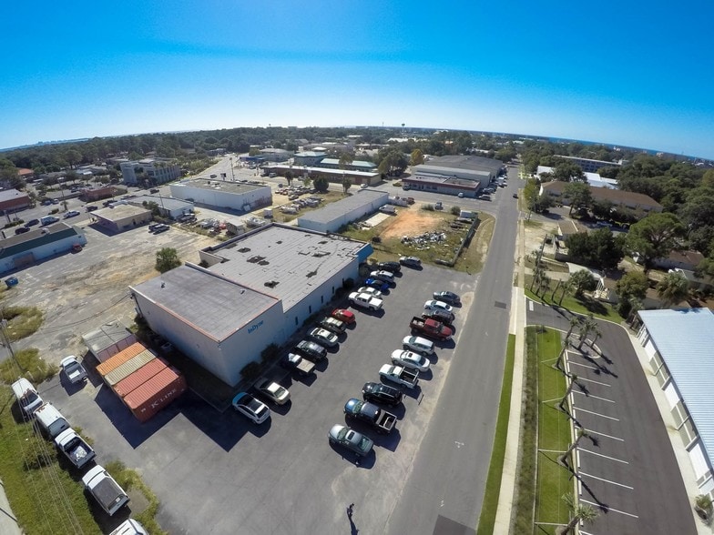 More Photos Of 11 Tupelo Ave SE, Fort Walton Beach Light Manufacturing For Sale