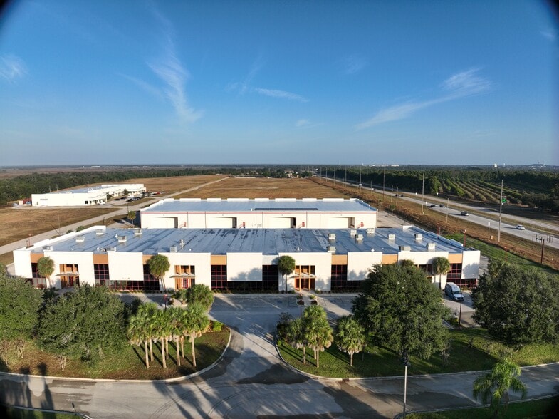 More Photos Of 1901 Longleaf Blvd, Lake Wales Warehouse For Sale