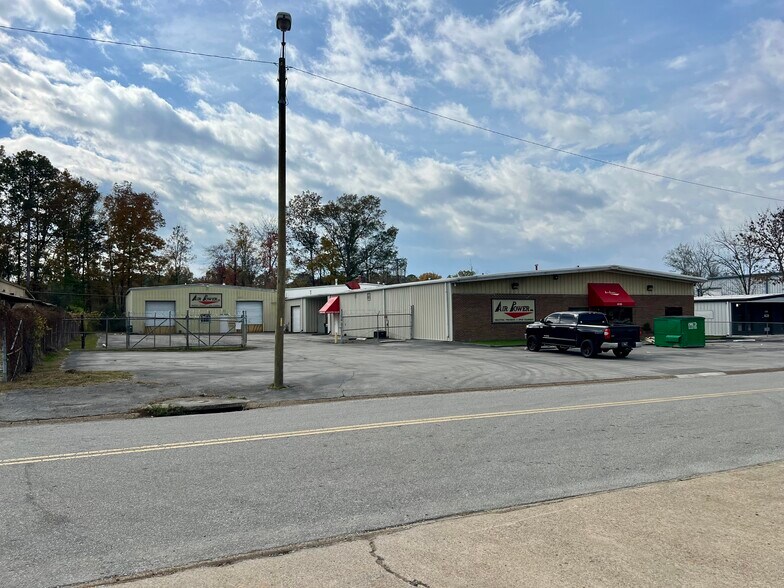 More Photos Of 6120 Airways Blvd, Chattanooga Warehouse For Sale