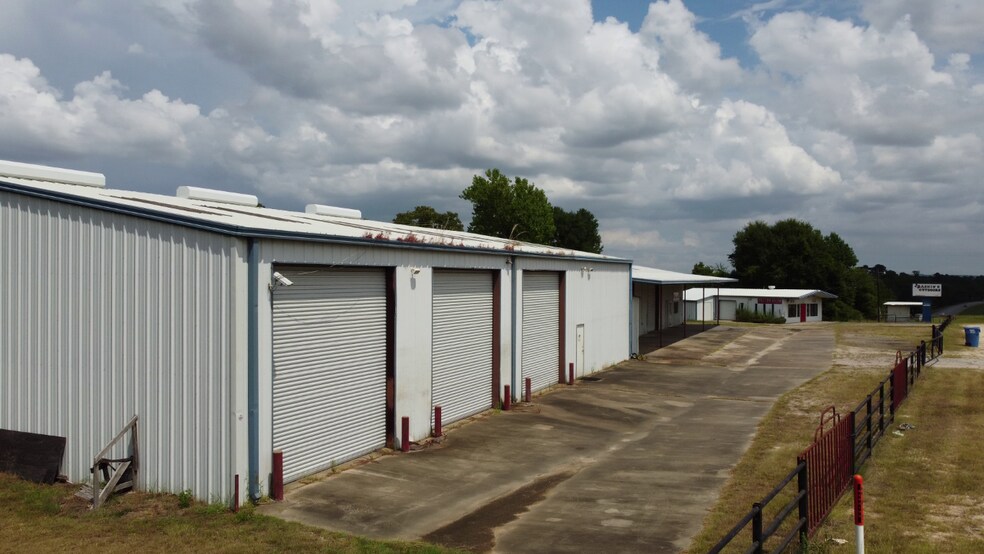 More Photos Of 3014 US Hwy 59 South, Livingston Manufacturing For Sale
