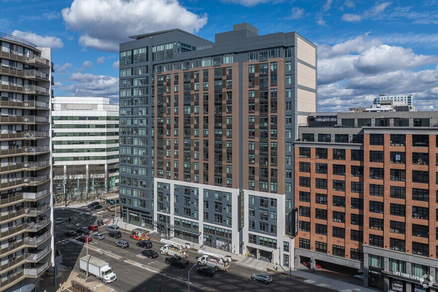 More Photos Of 100 Tresser Blvd, Stamford Apartments For Lease