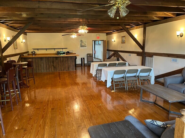 More Photos Of 2728 Augustine Herman Hwy, Chesapeake City Freestanding For Sale