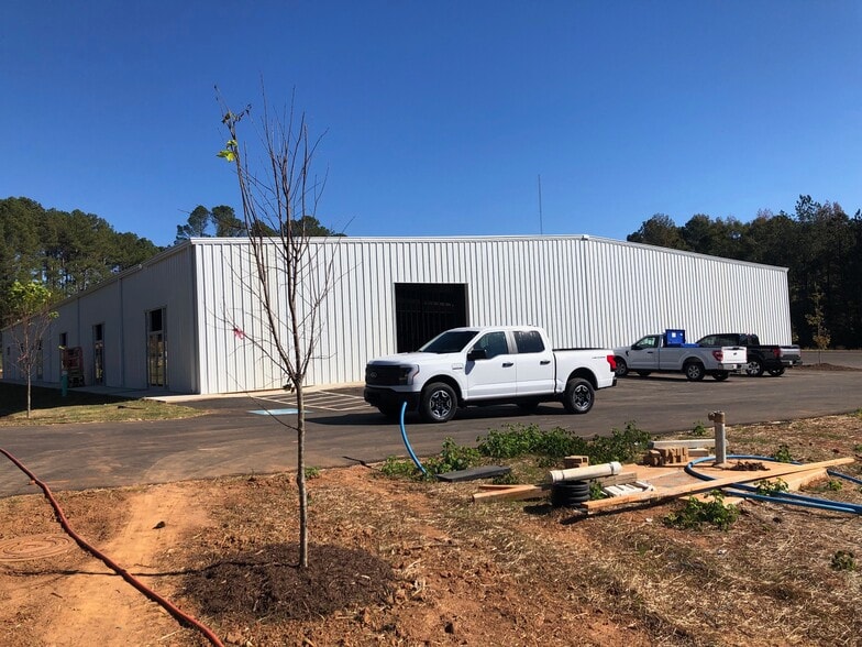 More Photos Of 670 Old Hull, Athens Flex For Lease