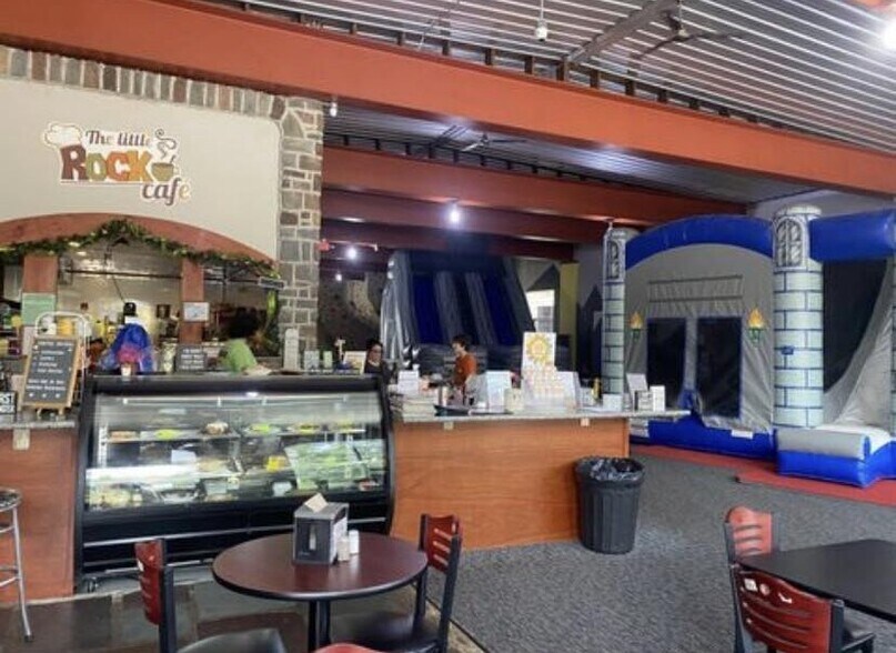 More Photos Of 1428 Pocono Blvd, Mount Pocono General Retail For Sale