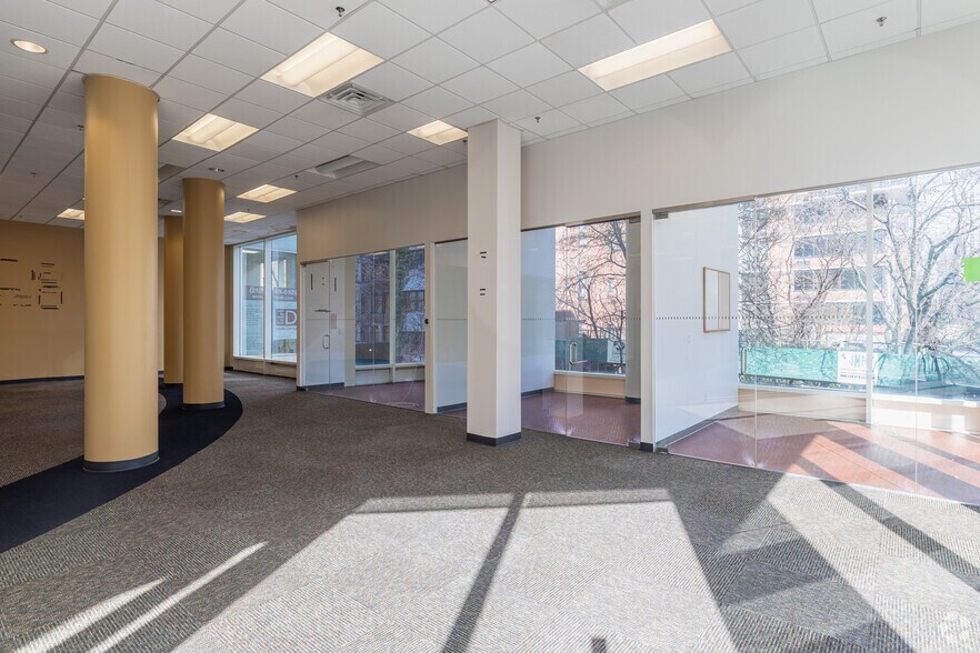 More Photos Of 250 E 49th St, New York Multifamily For Sale