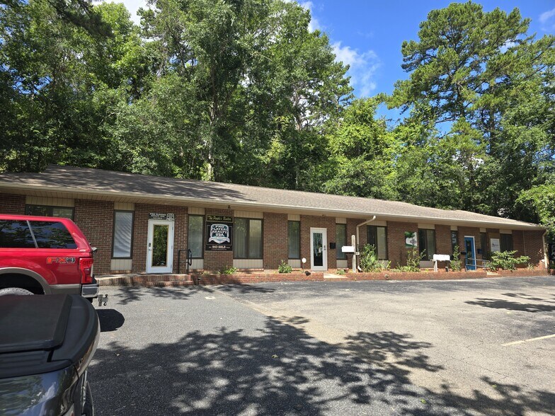 More Photos Of 2732 Capital NE, Tallahassee Office For Sale