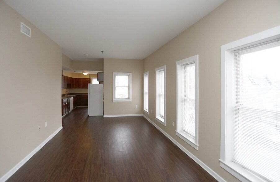 More Photos Of 550 Fletcher Ave, Indianapolis Apartments For Sale