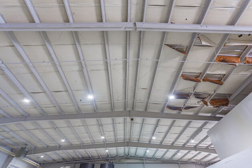 More Photos Of 506 Bear Creek Rd, Dalton Manufacturing For Sale