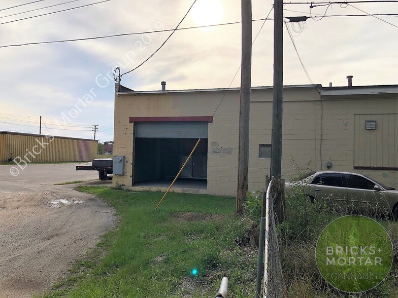 More Photos Of 2632 Park St, Muskegon Heights Warehouse For Sale