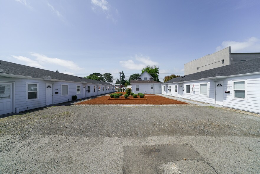 More Photos Of 1348 12th St, Salem Apartments For Sale