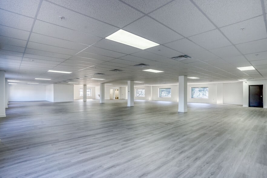 More Photos Of 1241 College Park Dr, Dover Loft Creative Space For Lease