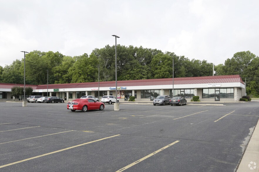 More Photos Of 2245 W Columbia Ave, Battle Creek General Retail For Lease