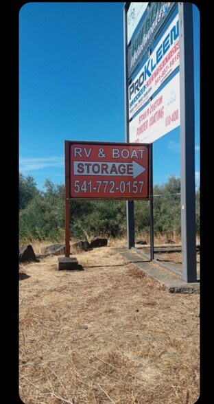 More Photos Of 700 Dutton Rd, White City Self Storage For Sale