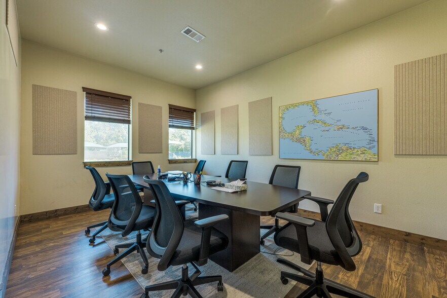 More Photos Of 1907 Cypress Creek Rd, Cedar Park Office For Sale