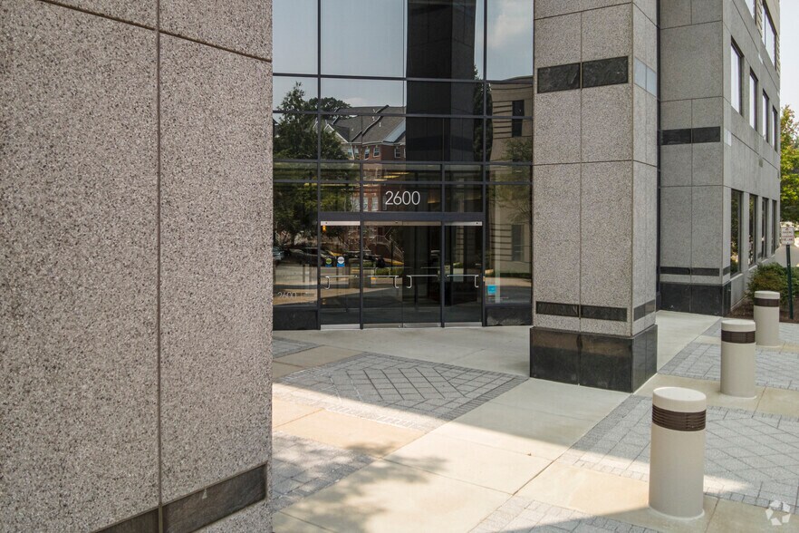 More Photos Of 2600 Park Tower Dr, Merrifield Office For Lease