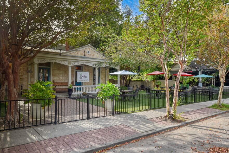 Primary Photo Of 1102 S Alamo St, San Antonio Storefront Retail Office For Sale