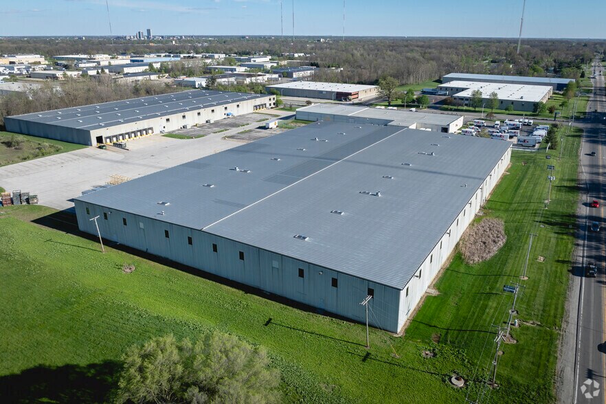 More Photos Of 3616 Independence Dr, Fort Wayne Warehouse For Lease