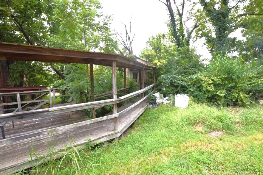 More Photos Of 114 Main St, Watts Apartments For Sale