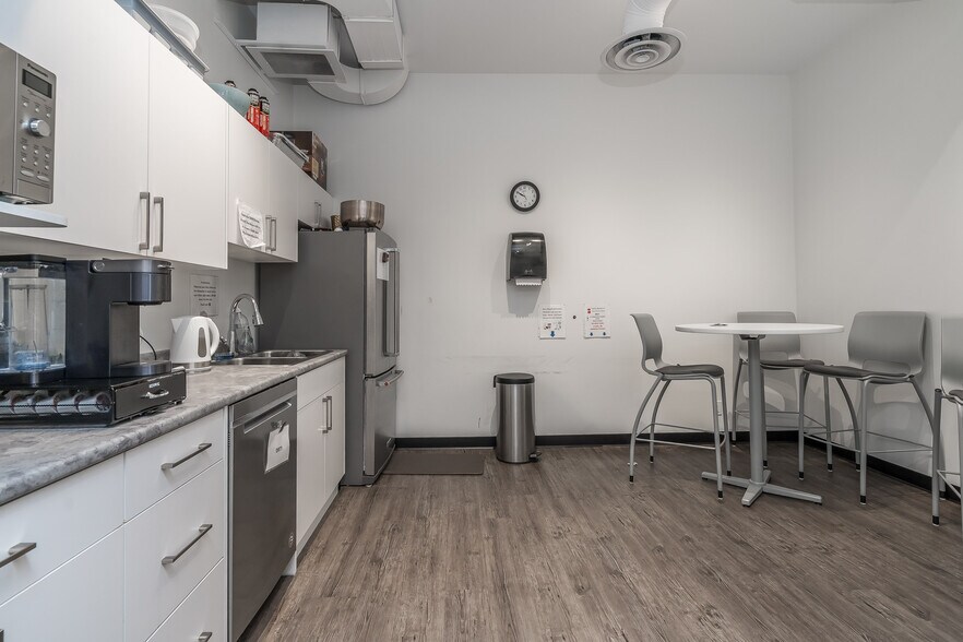 More Photos Of 9347 200A St, Langley Unknown For Lease