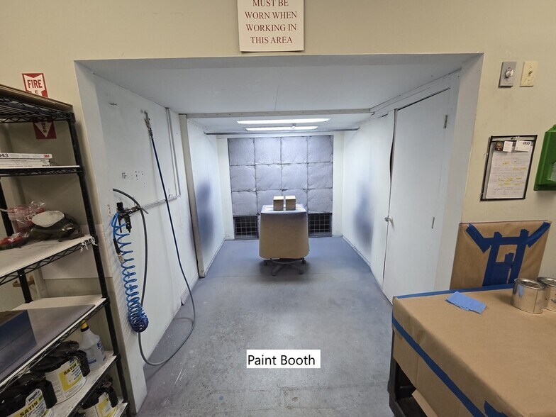 More Photos Of 11111 N 46th St, Tampa Research And Development For Sale