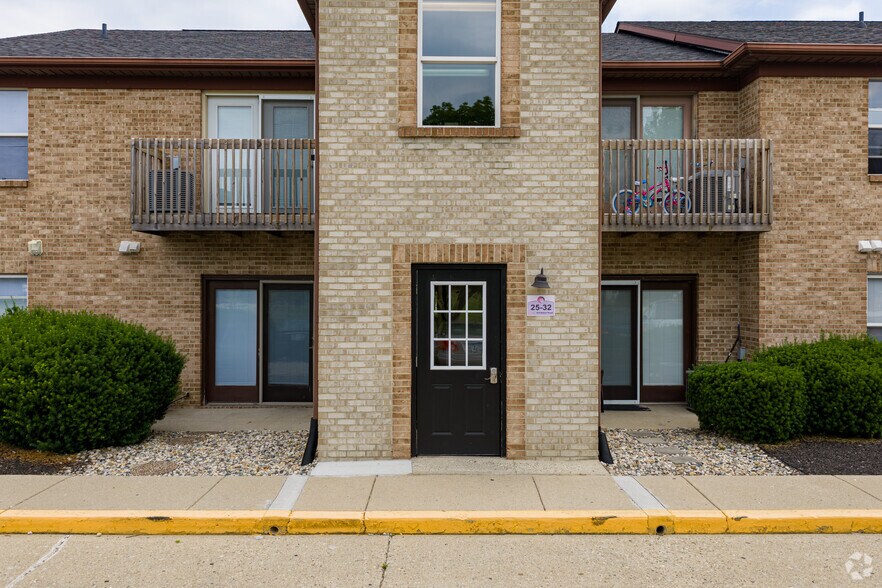 More Photos Of 374 Elston Rd, Lafayette Apartments For Sale