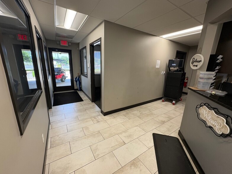More Photos Of 2306 IFCU way, Lafayette Auto Dealership For Sale