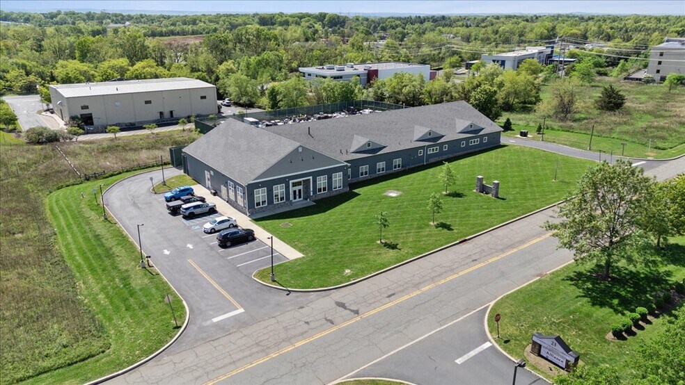 More Photos Of 22 Royal Rd, Flemington Industrial For Sale