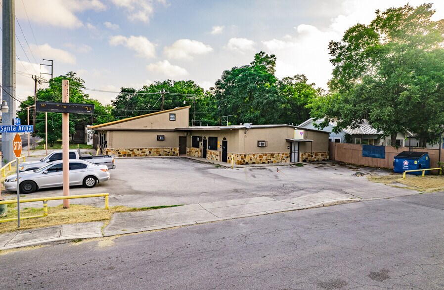 More Photos Of 1006 West Ave, San Antonio Freestanding For Sale