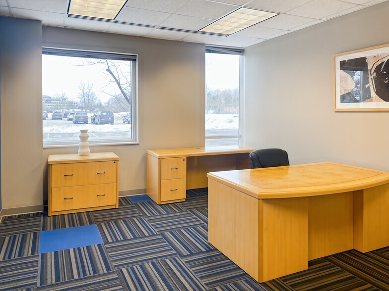 More Photos Of 30575 Bainbridge Rd, Solon Coworking Space