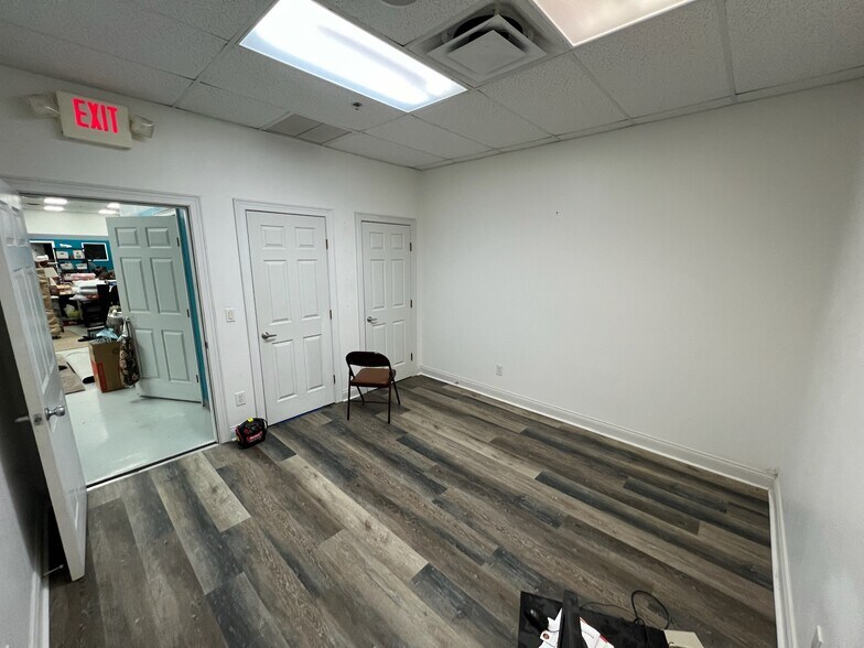 More Photos Of 947 Beville Rd, South Daytona Warehouse For Sale