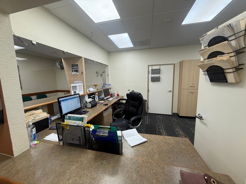 More Photos Of 3220 W Charleston Blvd, Las Vegas Medical For Lease