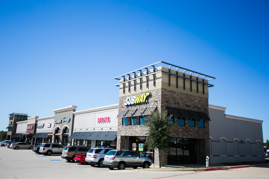 More Photos Of N Belt Line Rd, Irving Unknown For Lease