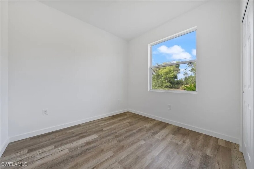 More Photos Of 2429-2431 Lola Ave, Lehigh Acres Apartments For Sale