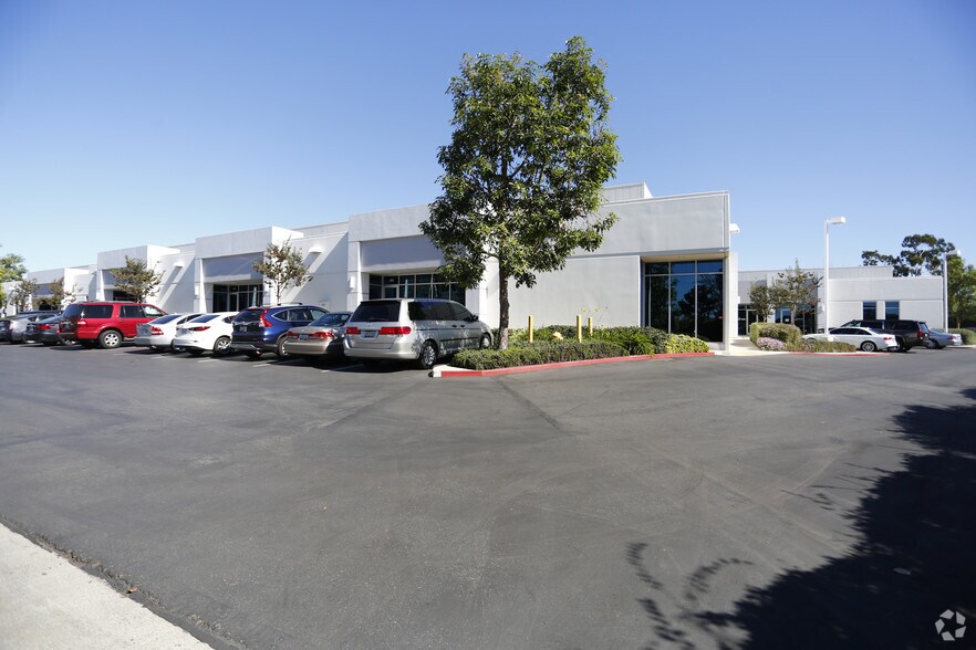 More Photos Of 1950 E 220th St, Carson Light Distribution For Lease