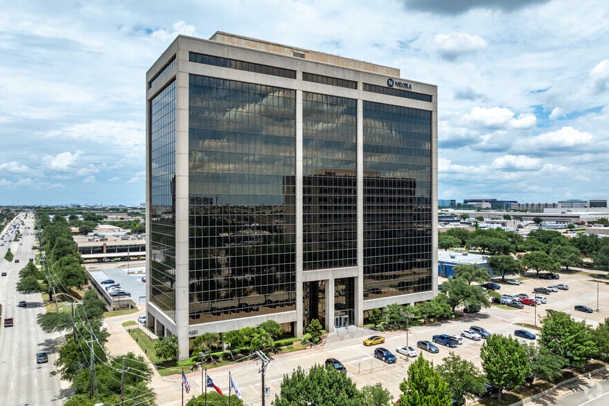 More Photos Of 4201 Spring Valley Rd, Dallas Office For Lease