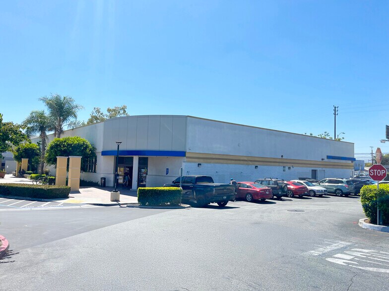 More Photos Of 3802 Culver Ctr, Culver City Drugstore For Sale