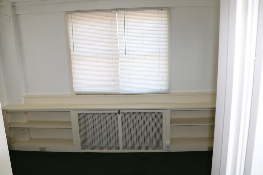 More Photos Of 82 West St, Litchfield Loft Creative Space For Lease