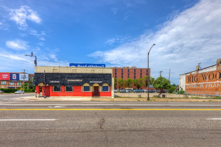 Primary Photo Of 421 7th St E, Saint Paul Restaurant For Sale